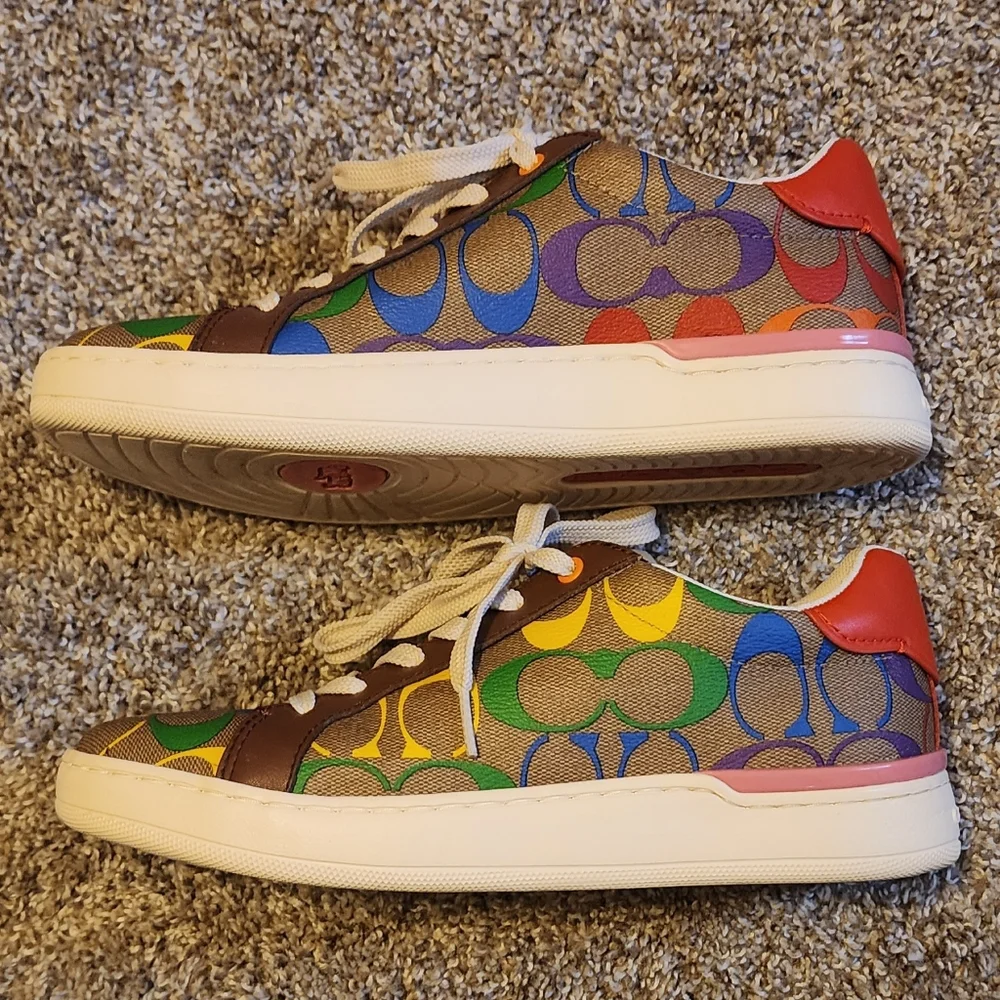 Coach Sneakers Rainbow Signature